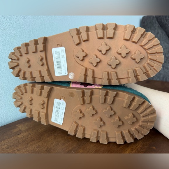 Chelsea & Violet green pink flower suede Arden platform clogs Women’s sz 9.5 - Picture 4 of 8